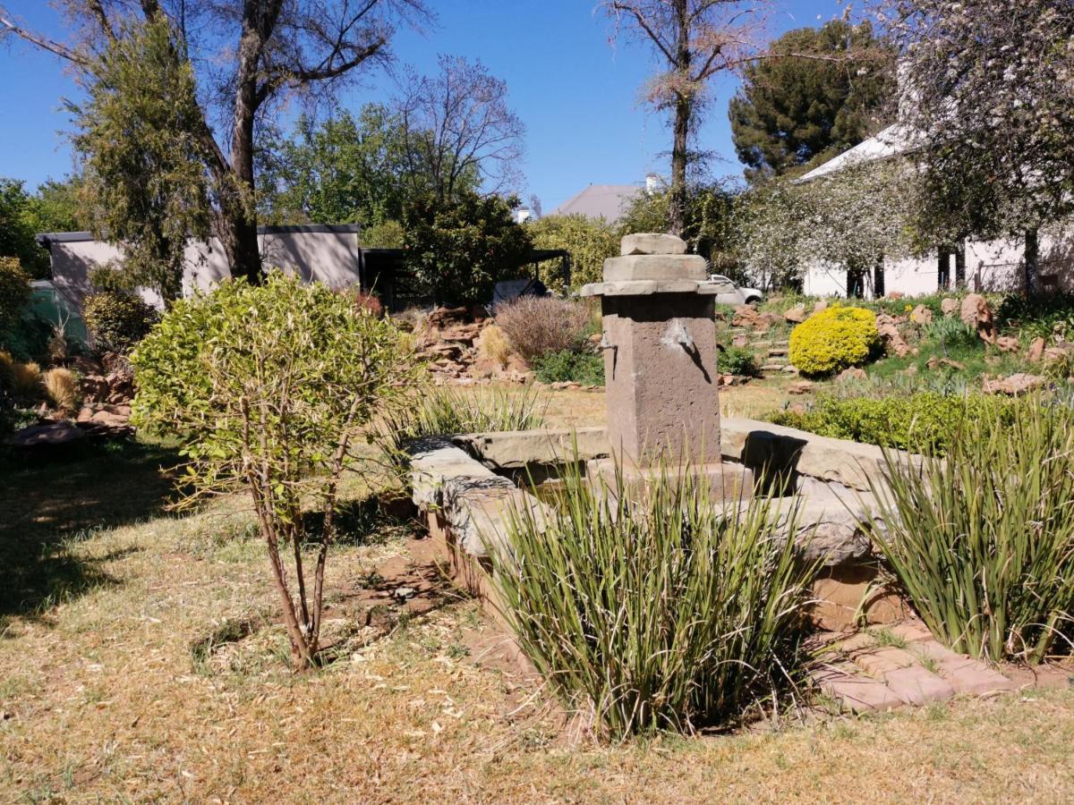 Lucolo Palace B&B Aliwal North Exteriör bild
