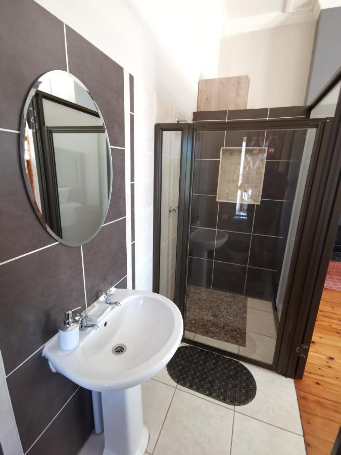 Lucolo Palace B&B Aliwal North Exteriör bild